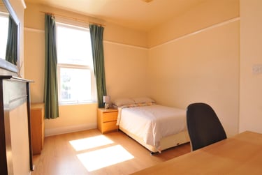 5 bed house, Salcombe Road, Greenbank, Plymouth, PL47NF - Image 6